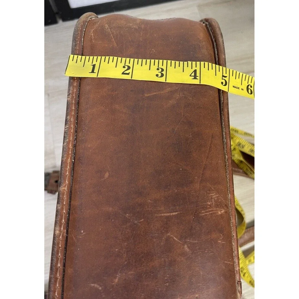 Vintage SCHLESINGER Messanger  Leather Bag. - Picture 10 of 14